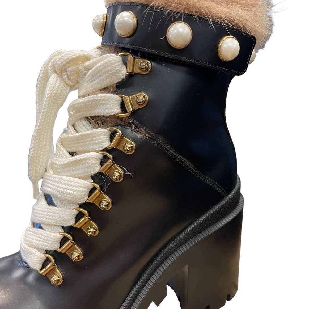 GUCCI
Calfskin Fur Pearl Lace Up Combat Ankle Boots 36 Black - Picture 7 of 7